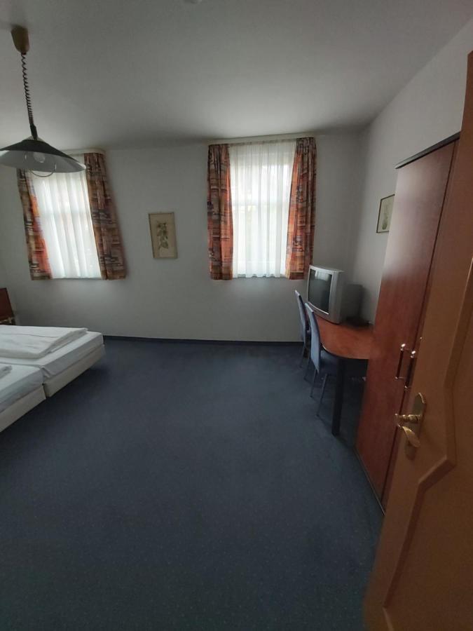 Schwarze Adler Hotel Streitberg Ngoại thất bức ảnh