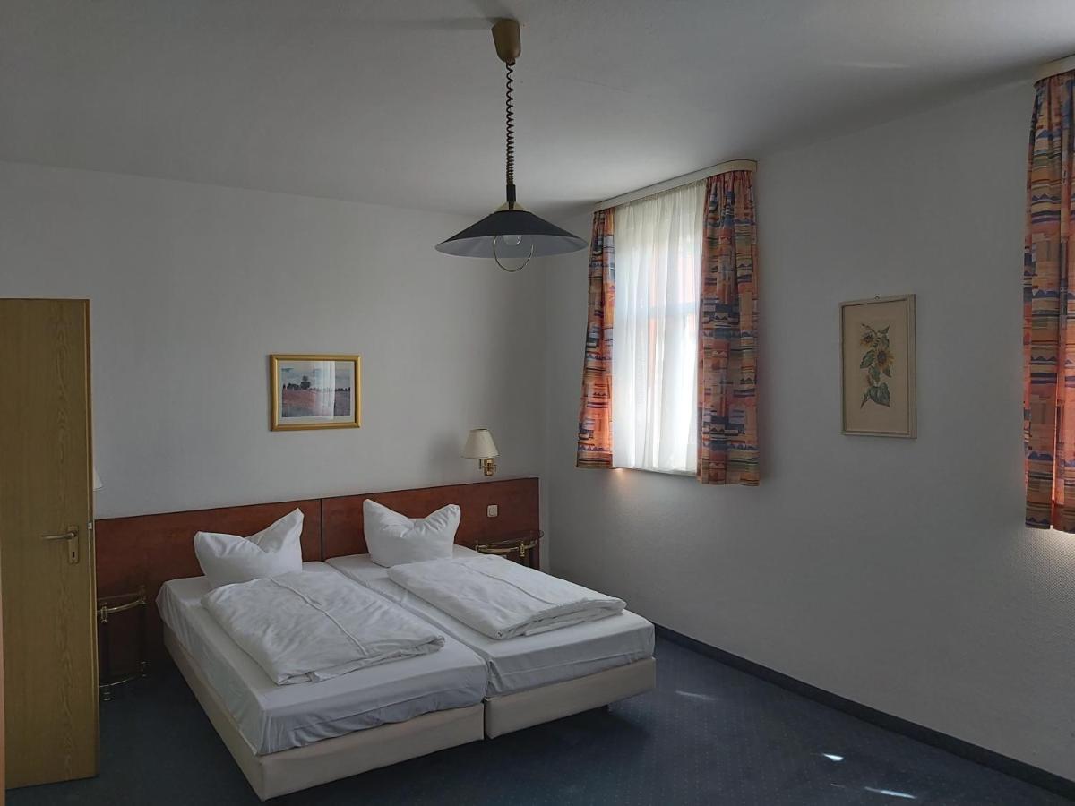 Schwarze Adler Hotel Streitberg Ngoại thất bức ảnh